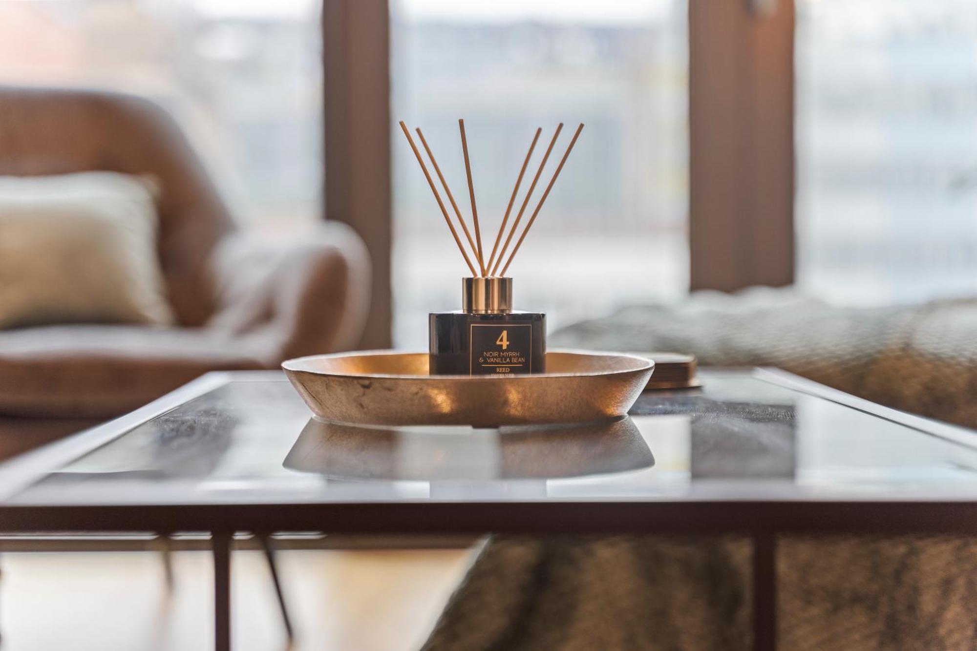 Shanti - 2bed 2bath Centre - Wifi - Netflix- Parking- Modern- Perfect For Family, Contractors, Leisure, Business By Shanti Nights Birmingham